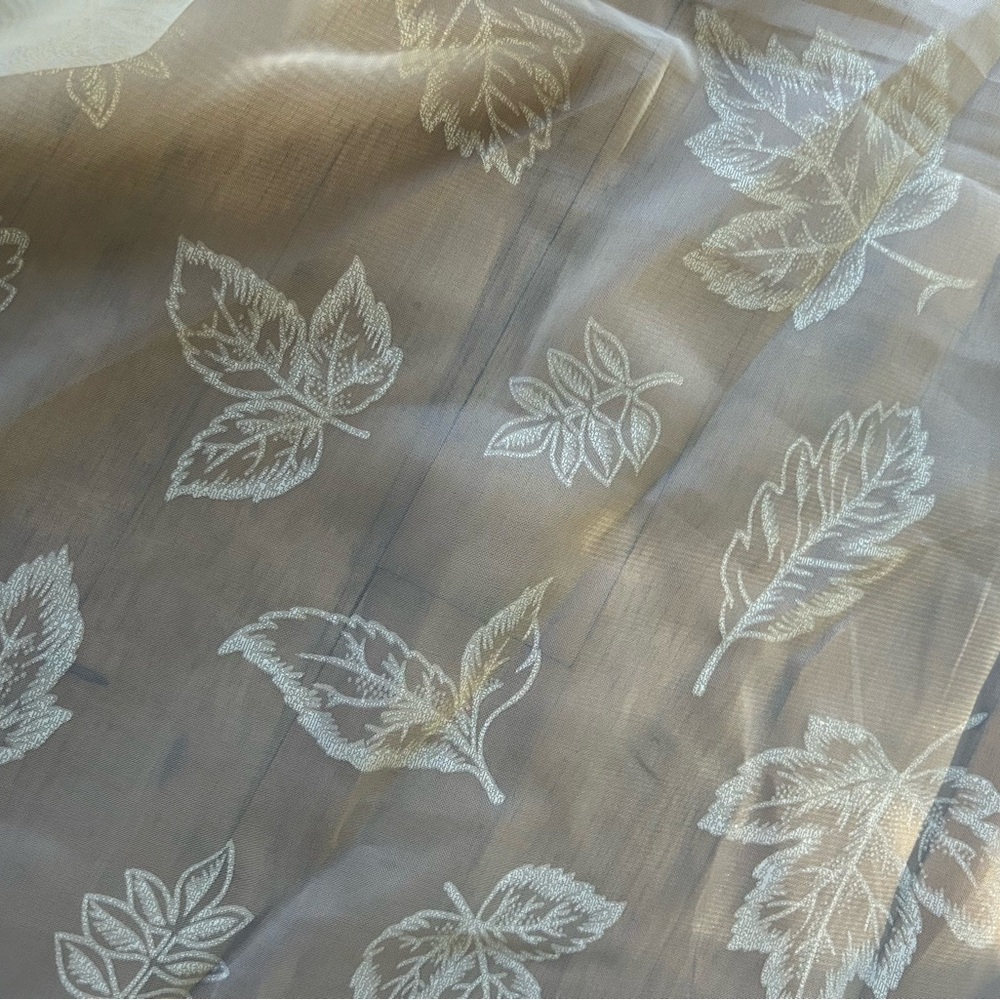 Henredon Vintage Sheer with Leaf pattern upholstery fabric 46”w x 57”l